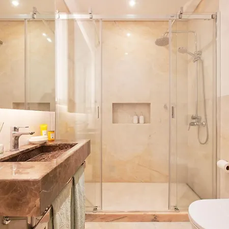 Sunny Oasis, By Timecooler Oeiras