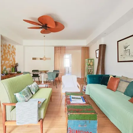 Sunny Oasis, By Timecooler * Oeiras