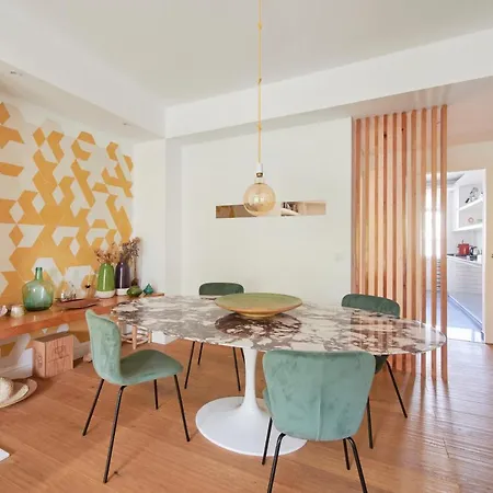 Sunny Oasis, By Timecooler * Oeiras