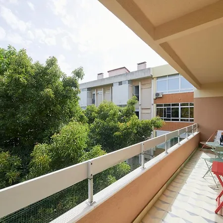 Apartment Sunny Oasis, By Timecooler *