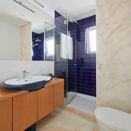 Sunny Oasis, By Timecooler Oeiras